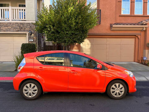2013 Toyota Prius c One