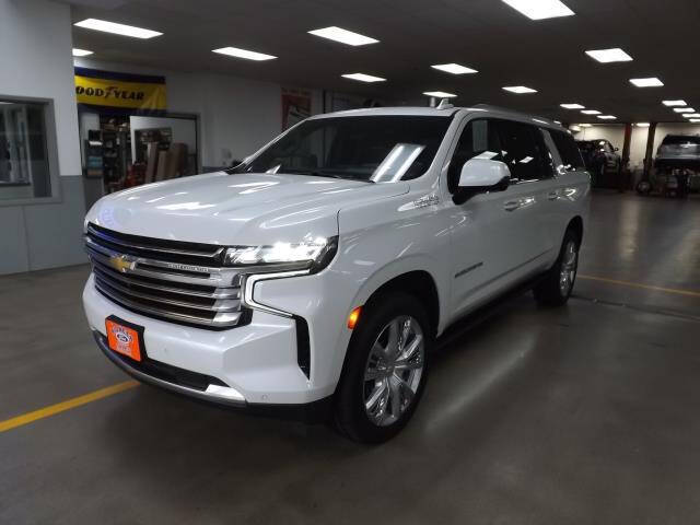 2023 Chevrolet Suburban High Country's photo