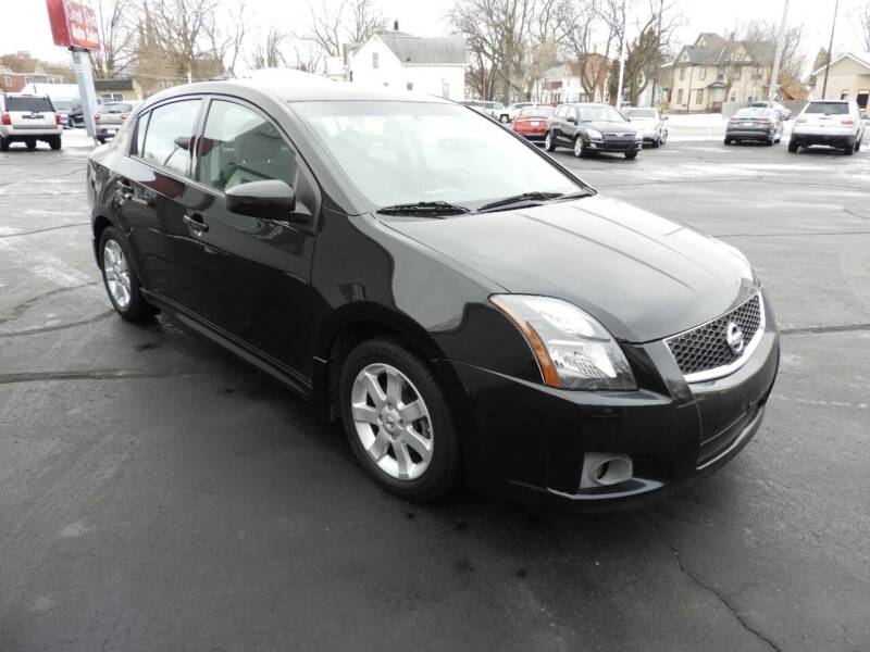 2010 Nissan Sentra for sale at Grant Park Auto Sales in Rockford IL