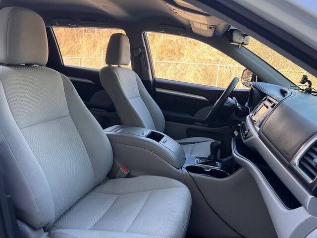2016 Toyota Highlander