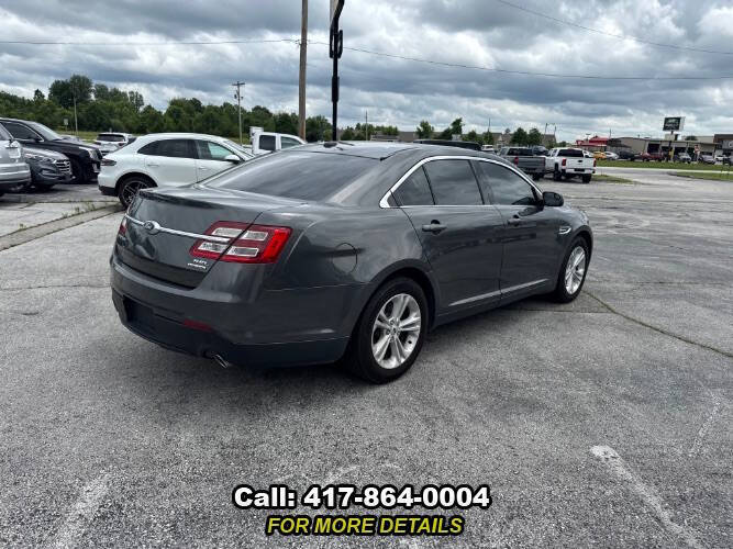 2016 Ford Taurus SEL