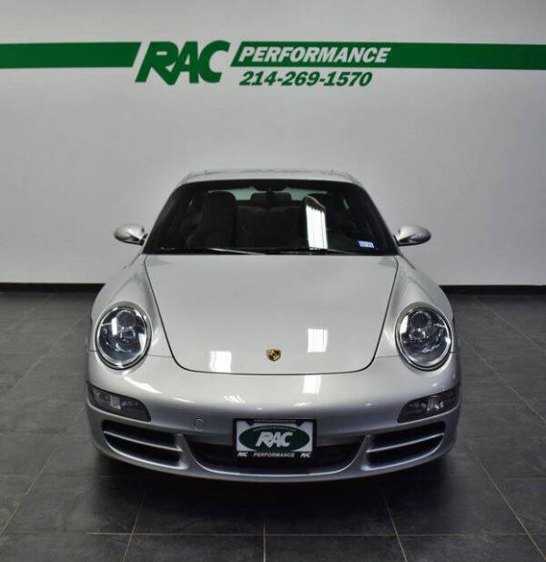 2005 Porsche 911 Carrera