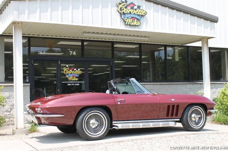 1965 Chevrolet Corvette 22