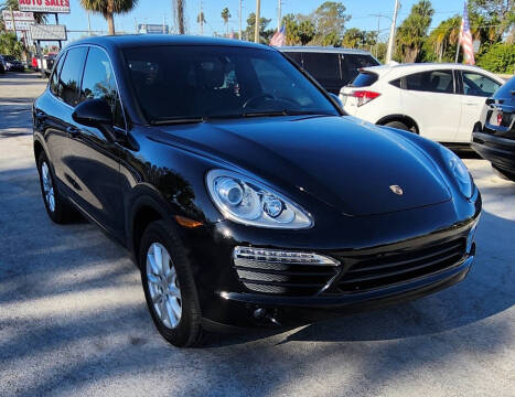 2014 Porsche Cayenne Platinum