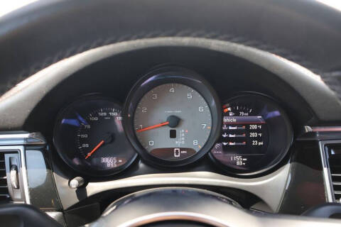 2015 Porsche Macan S