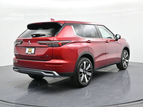 2026 Mitsubishi Outlander SE