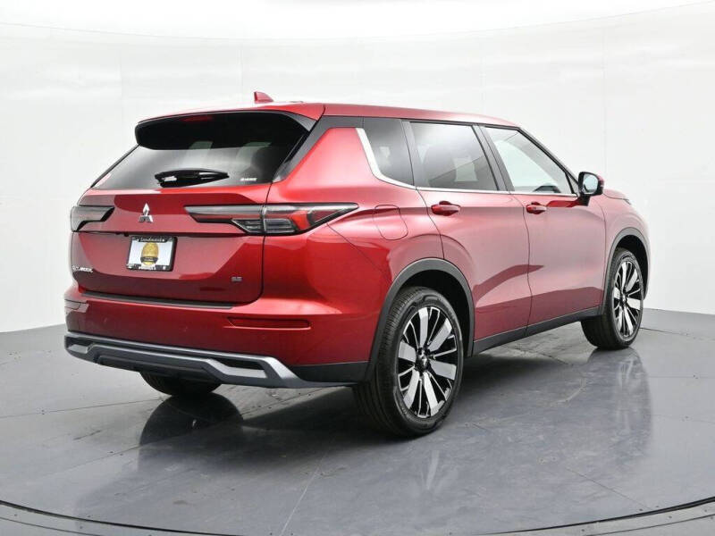 2026 Mitsubishi Outlander SE