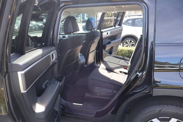 2024 Hyundai Santa Fe SE