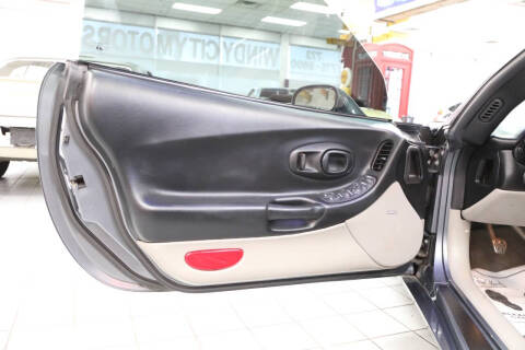 2003 Chevrolet Corvette