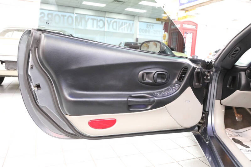 2003 Chevrolet Corvette