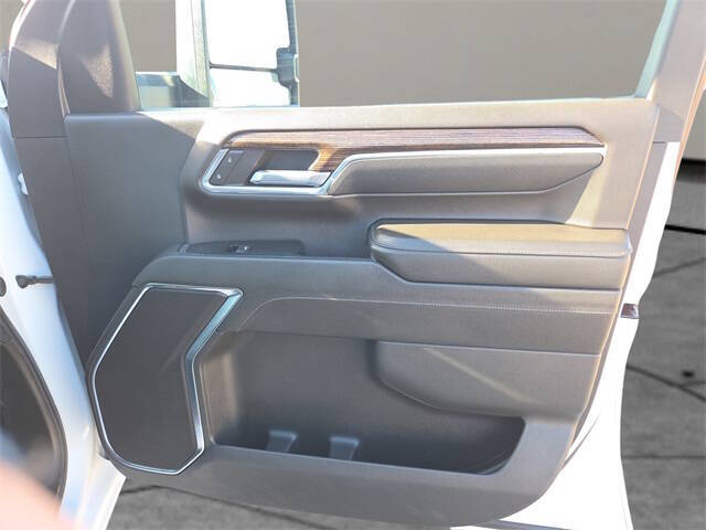 2024 GMC Sierra 3500HD