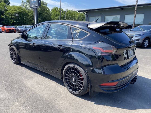 2016 Ford Focus ST