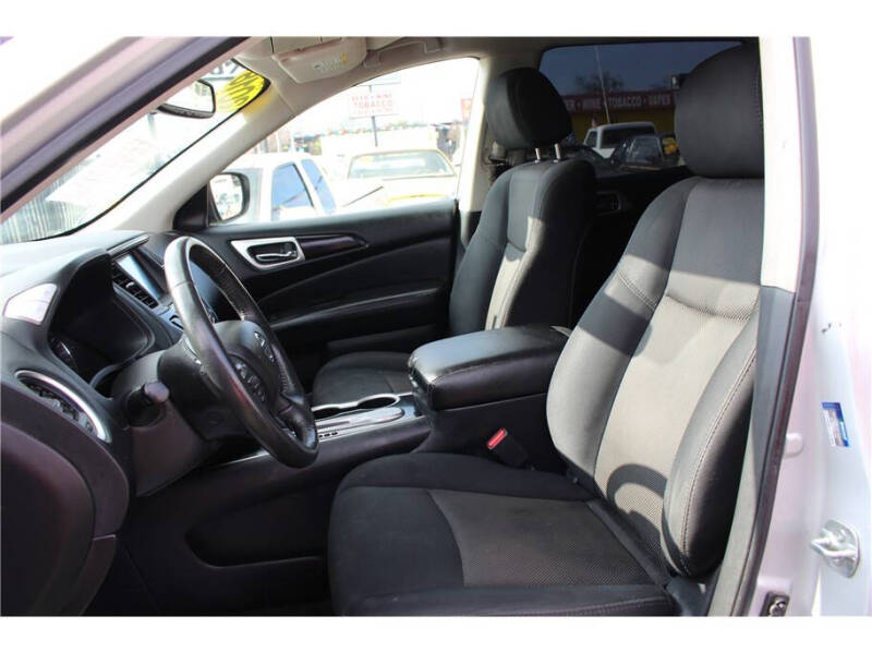 2018 Nissan Pathfinder