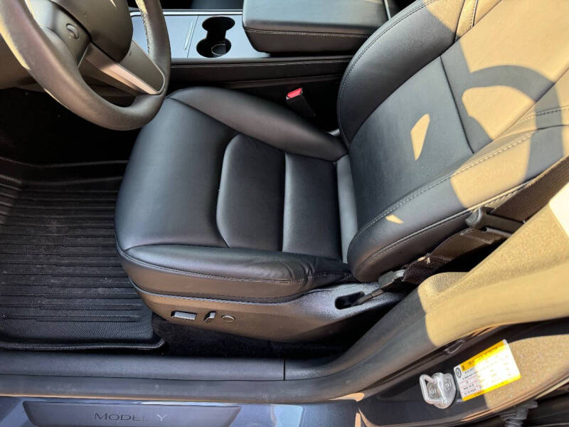 2023 Tesla Model Y Long Range