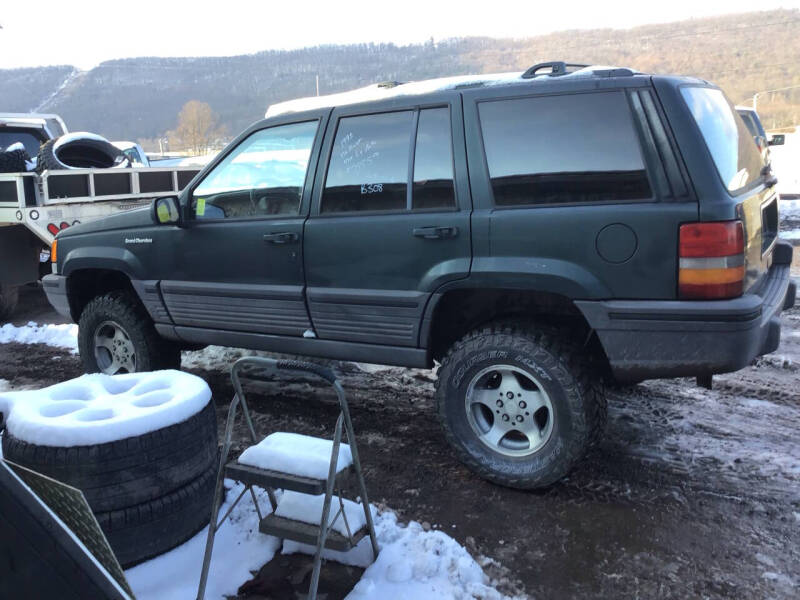 1993 Jeep Grand Cherokee Laredo