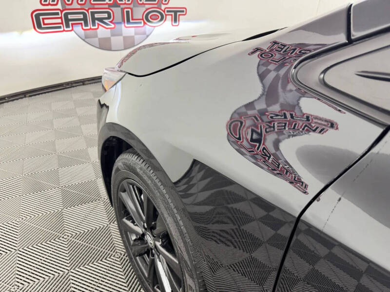 2023 Toyota Corolla Hatchback SE