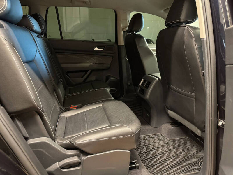 2023 Volkswagen Atlas V6 SE