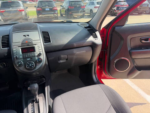 2010 Kia Soul +