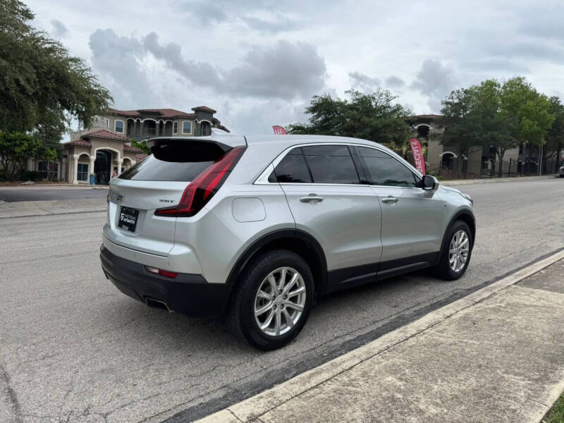 2022 Cadillac XT4 Luxury