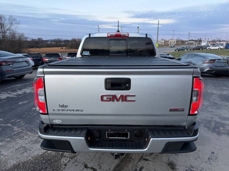 2017 GMC Canyon SLE