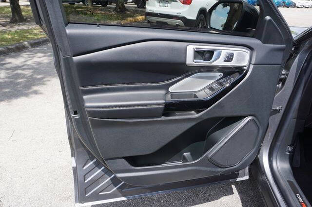 2023 Ford Explorer ST