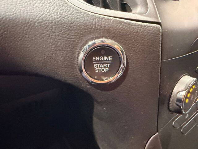 2019 Ford Edge SE
