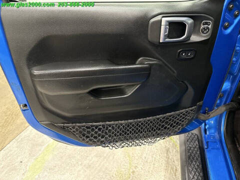 2022 Jeep Gladiator Sport