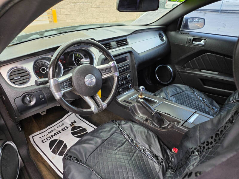 2013 Ford Mustang V6