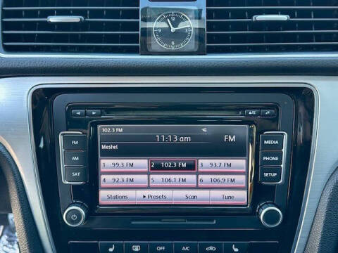 2013 Volkswagen Passat SE PZEV