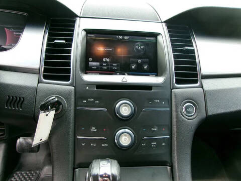 2014 Ford Taurus SEL