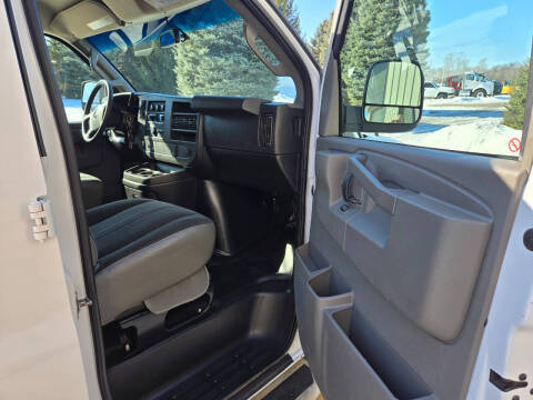 2021 GMC Savana 2500