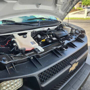 2017 Chevrolet Express 2500