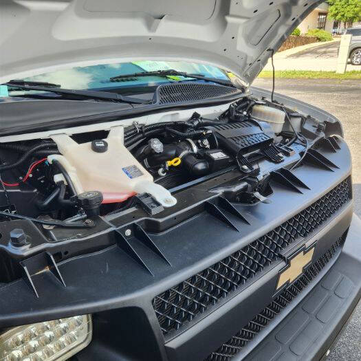 2017 Chevrolet Express 2500