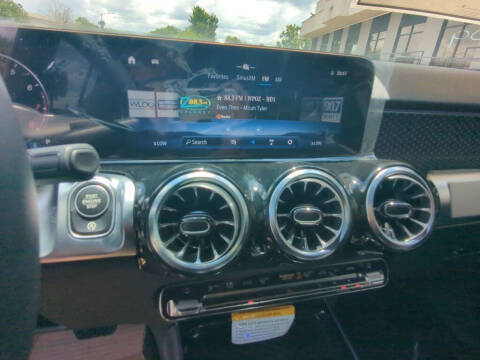 2025 Mercedes-Benz GLB GLB 250