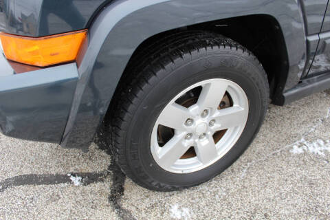 2007 Jeep Commander Sport