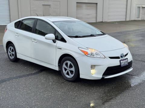2015 Toyota Prius Two