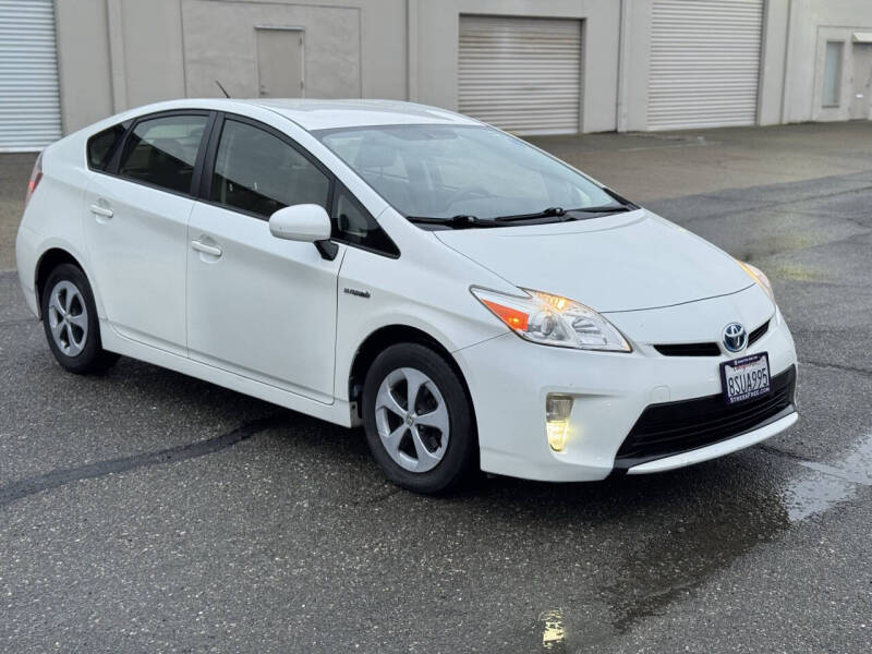 2015 Toyota Prius Two