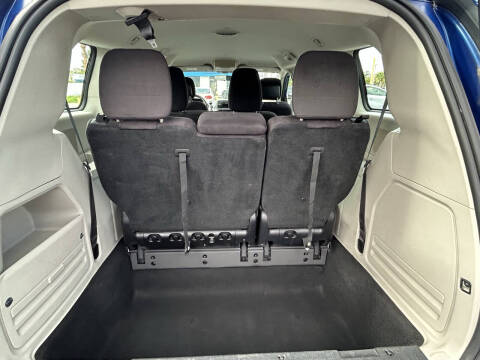 2013 Dodge Grand Caravan SE