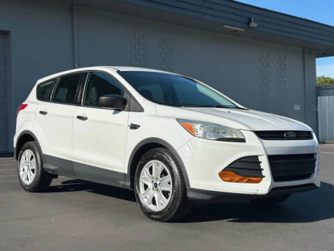 2014 Ford Escape S