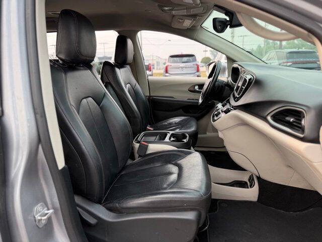 2019 Chrysler Pacifica Touring L