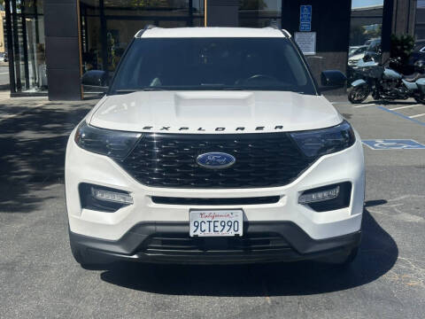 2022 Ford Explorer ST-Line