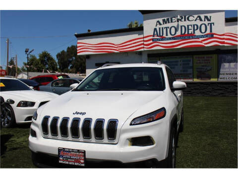 2017 Jeep Cherokee for sale at MERCED AUTO WORLD in Merced CA
