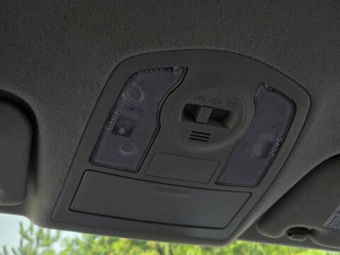 2013 Toyota Prius v Five