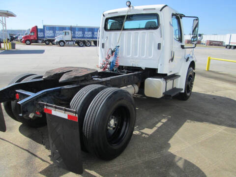 2007 Freightliner Business class M2