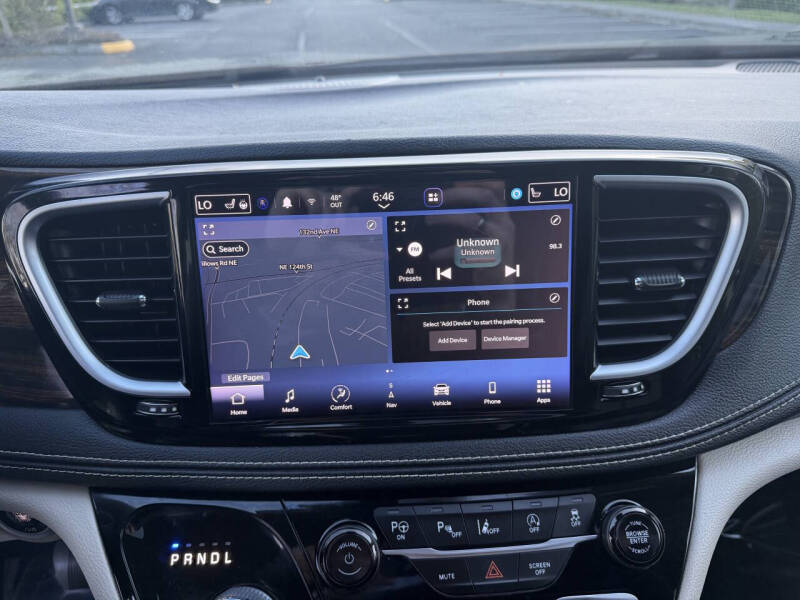 2022 Chrysler Pacifica Limited