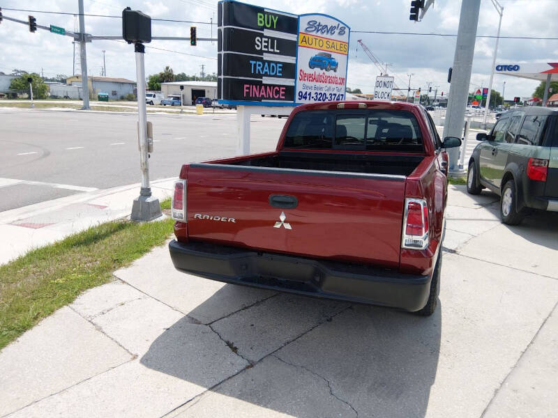 2006 Mitsubishi Raider LS