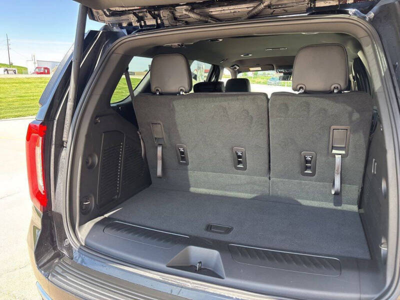2024 GMC Yukon SLT