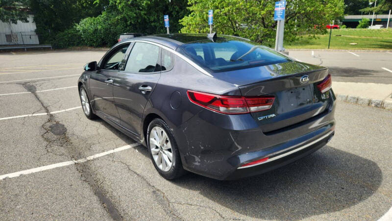 2018 Kia Optima S