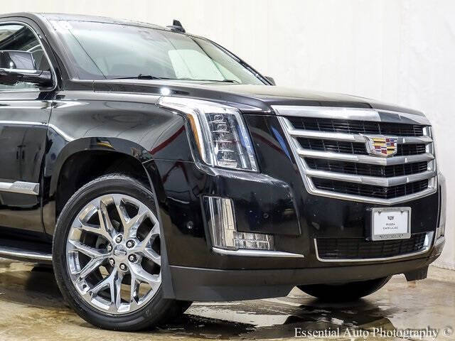 Used 2018 Cadillac Escalade ESV Luxury with VIN 1GYS4HKJ0JR224460 for sale in Tinley Park, IL