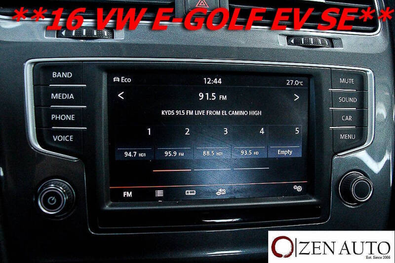 2016 Volkswagen e-Golf SE